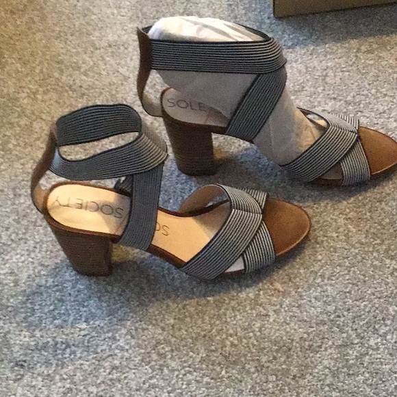 Sole Society heels - Picture 2 of 4